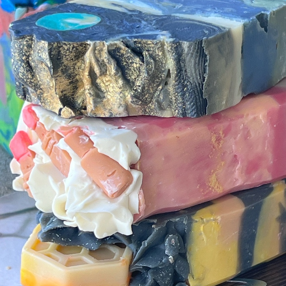 🛍️SALE🛍️ Pink Lady - Handmade Soap - Picture 3 of 6